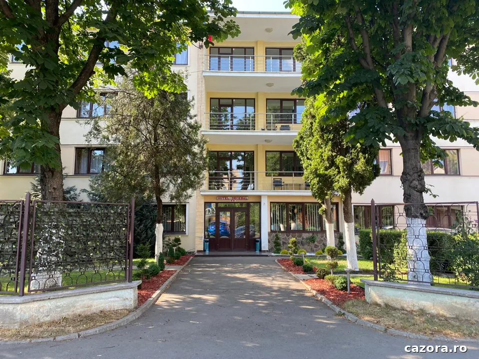 Hotel Decebal, Brașov